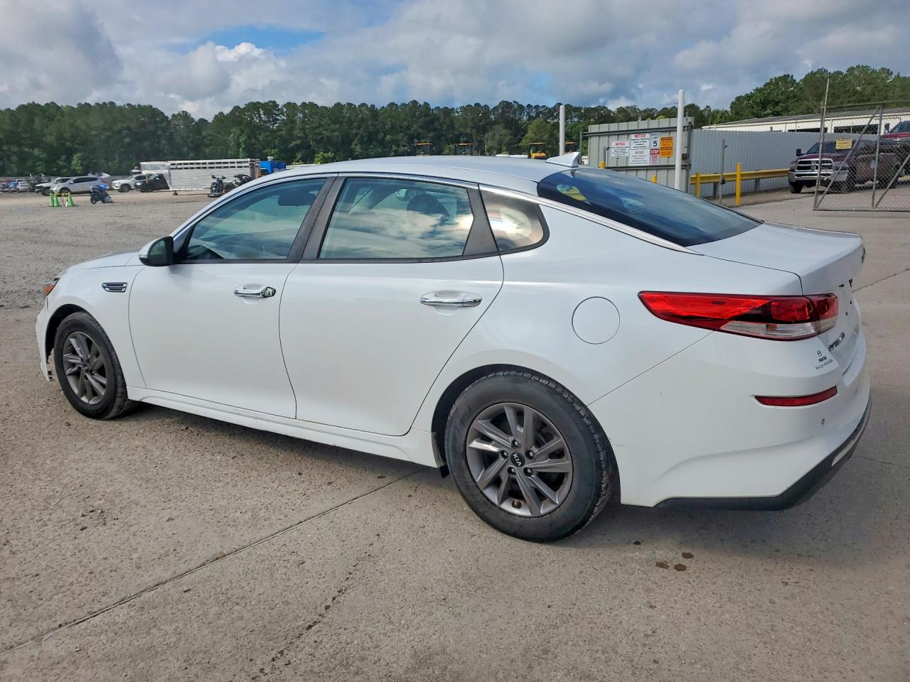 Kia Optima Lx