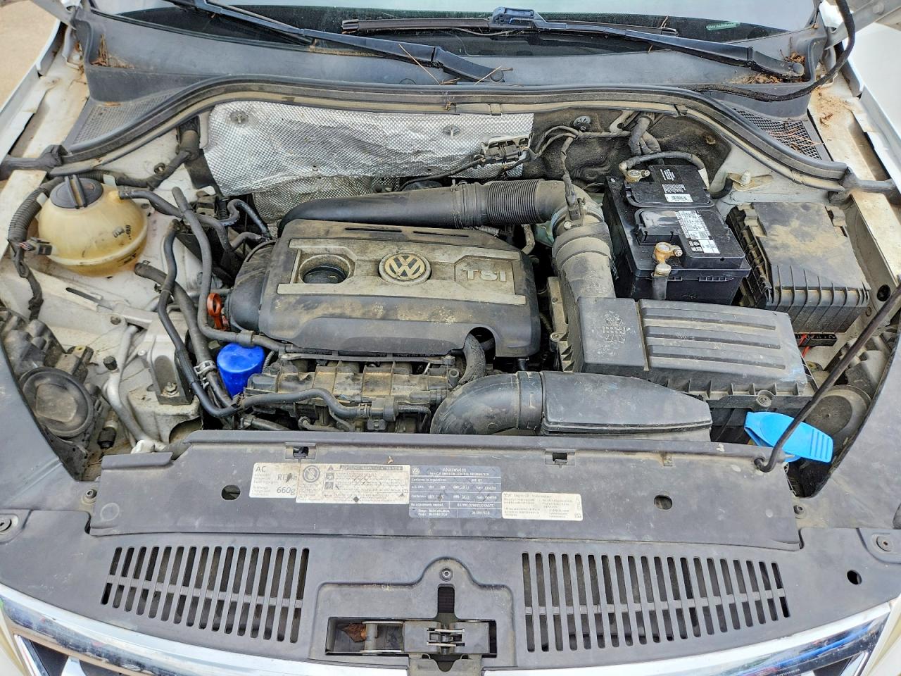 Volkswagen Tiguan S