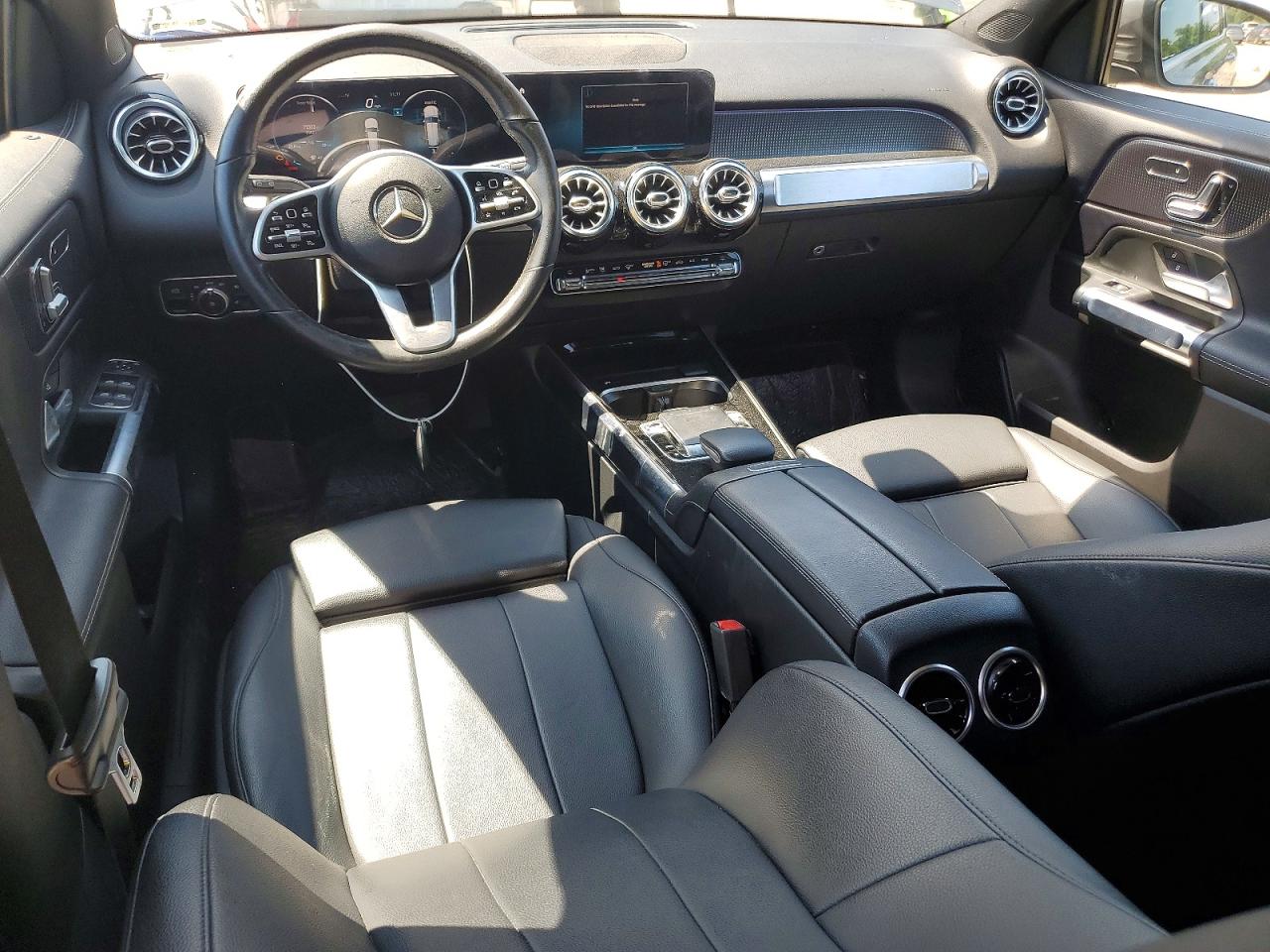 Mercedes-Benz GLB 250 4matic