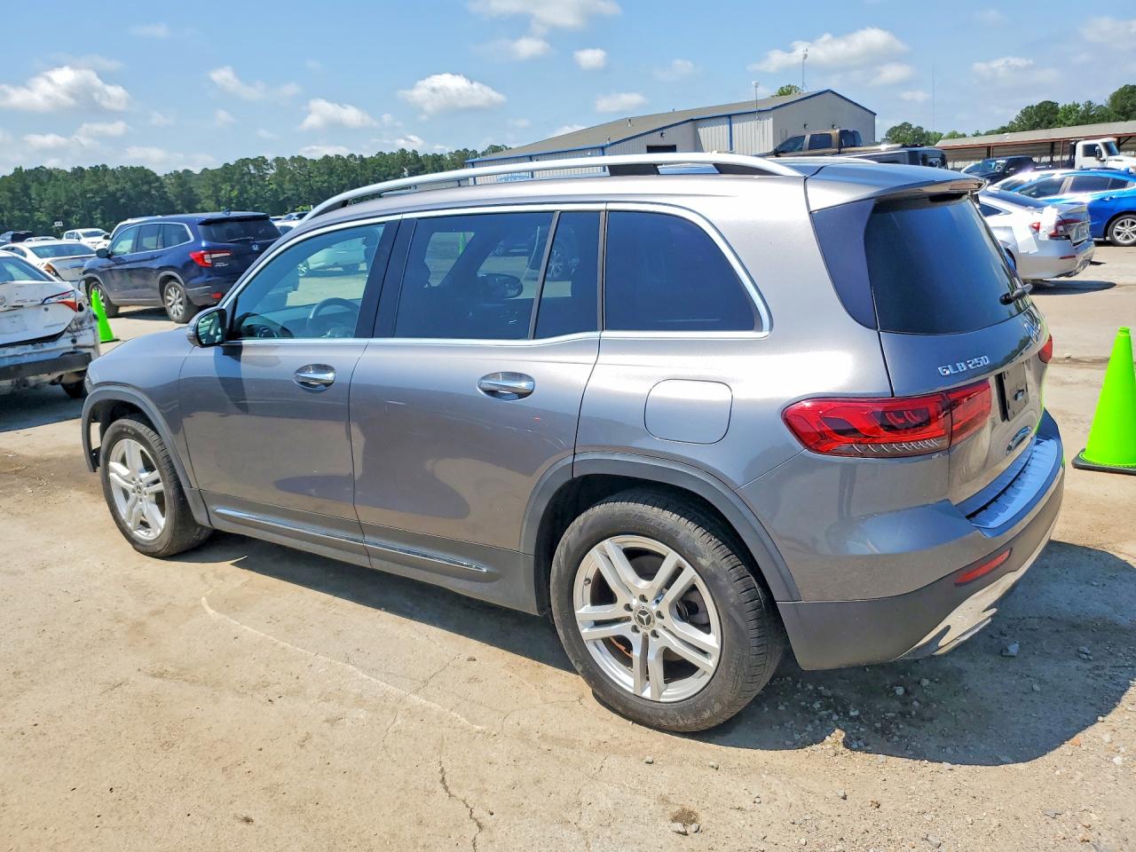 Mercedes-Benz GLB 250 4matic