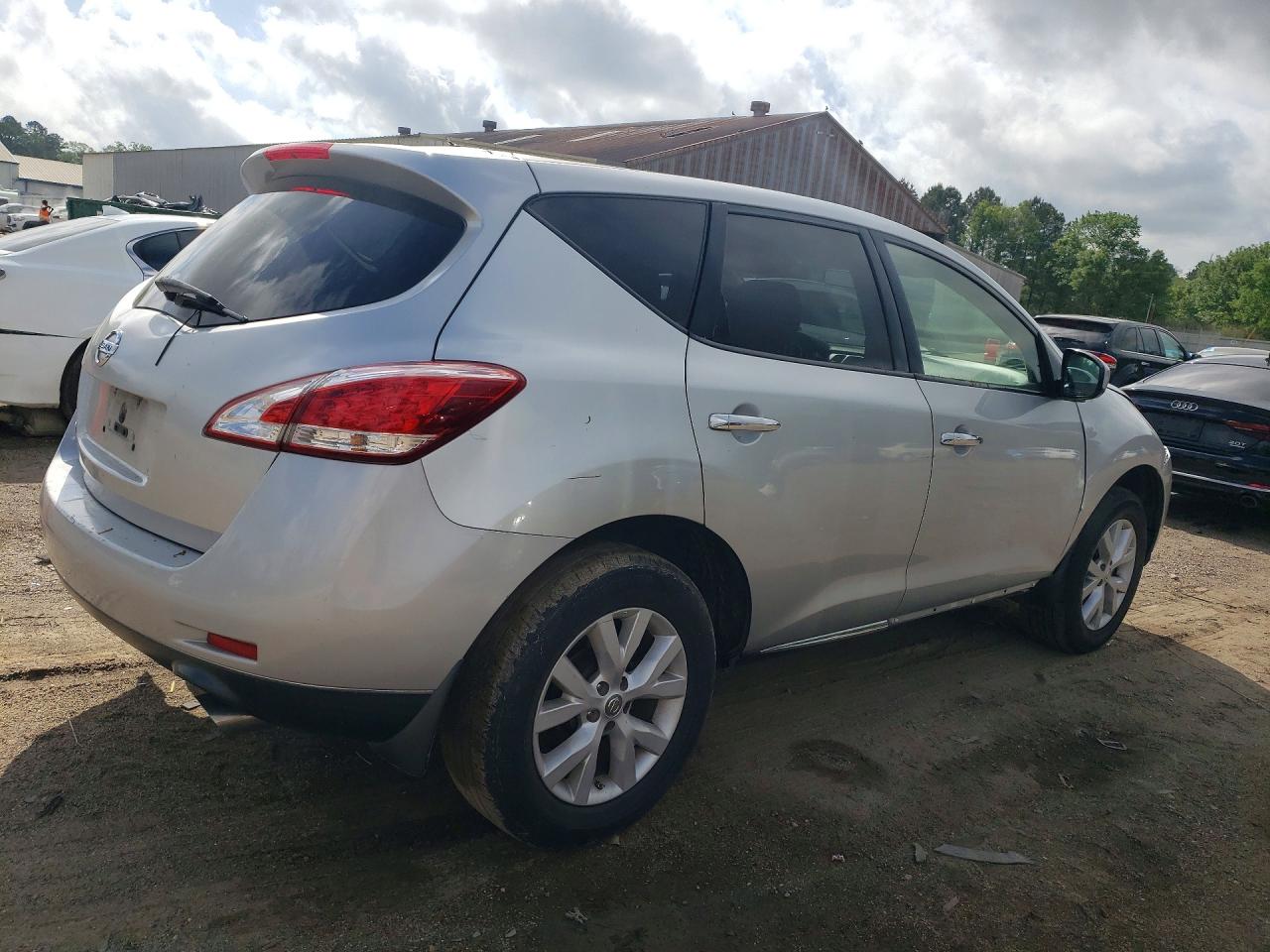 Nissan Murano S