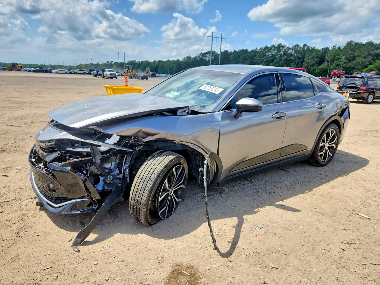 Salvage Toyota Crown Image