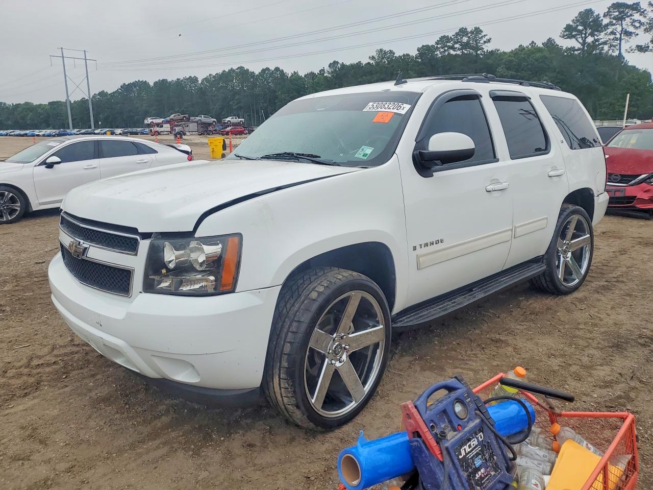 Salvage Chevrolet Tahoe Image