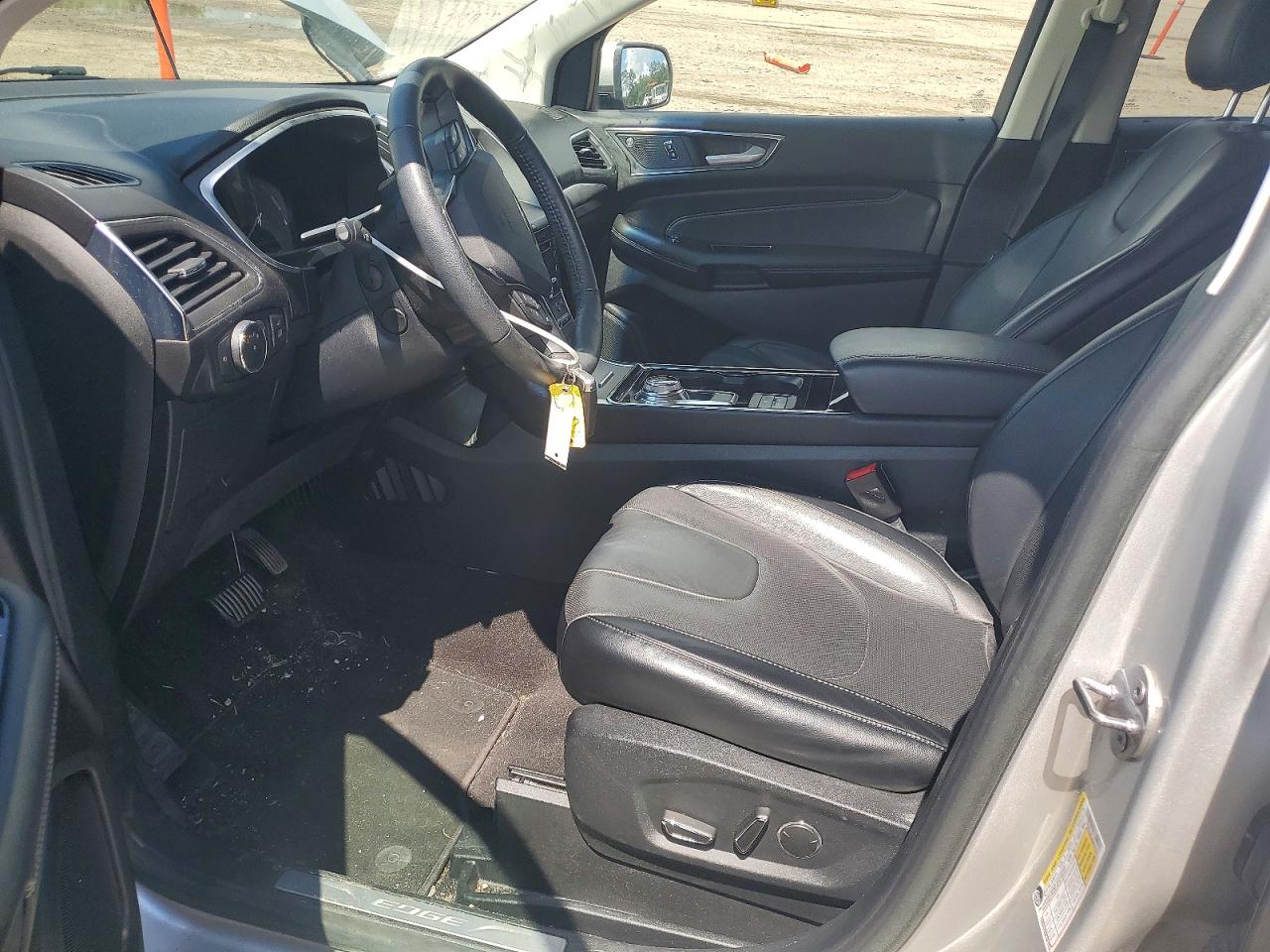 Ford Edge Titanium