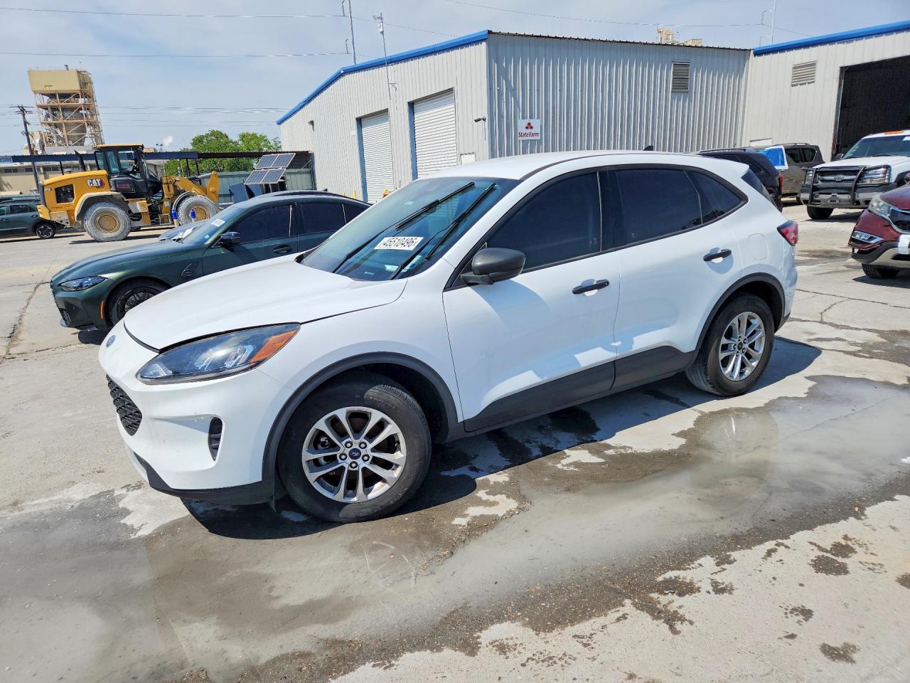 Salvage Ford Escape Image