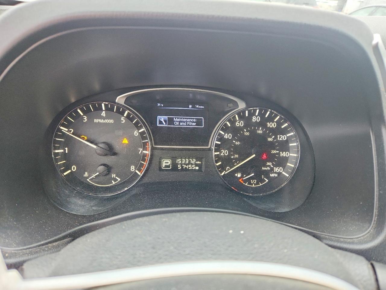 Nissan Pathfinder Sv