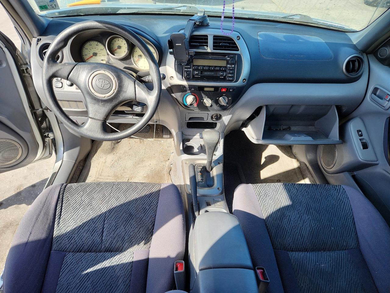 Toyota RAV4 Base