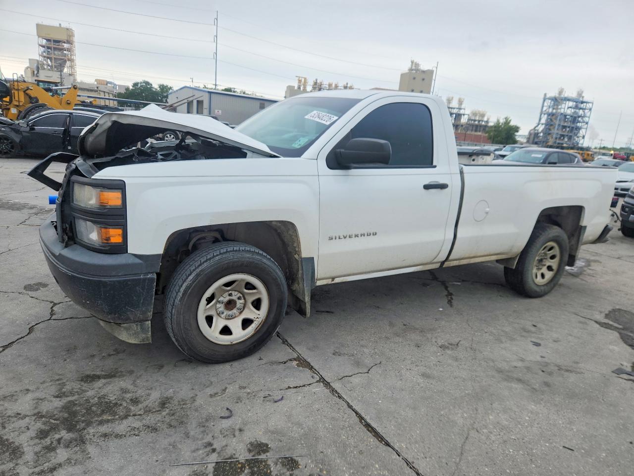 Salvage Chevrolet Silverado Image