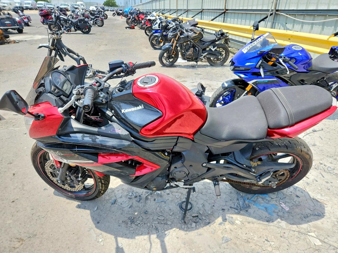 Kawasaki Ninja 650 E