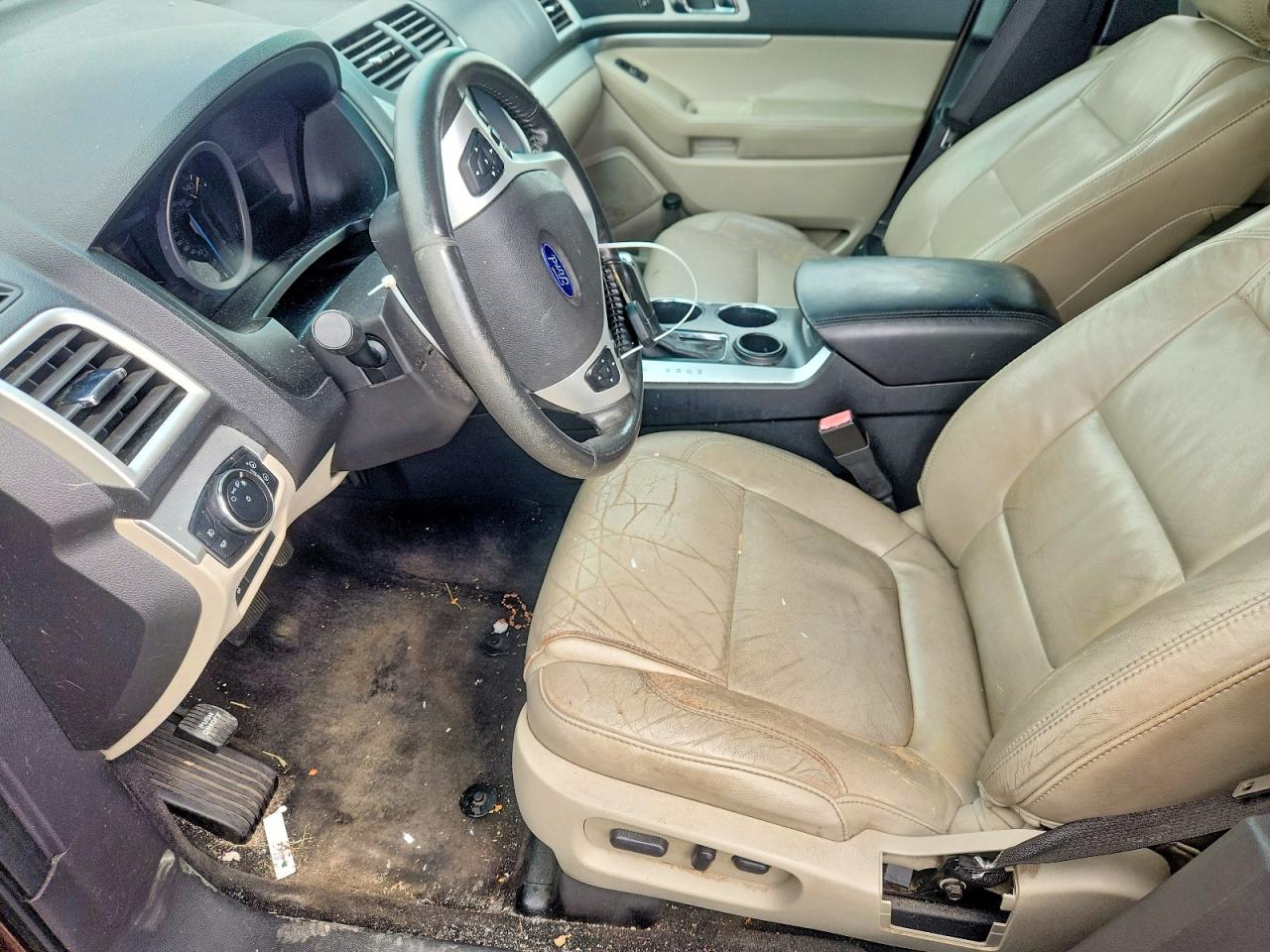Ford Explorer Xlt