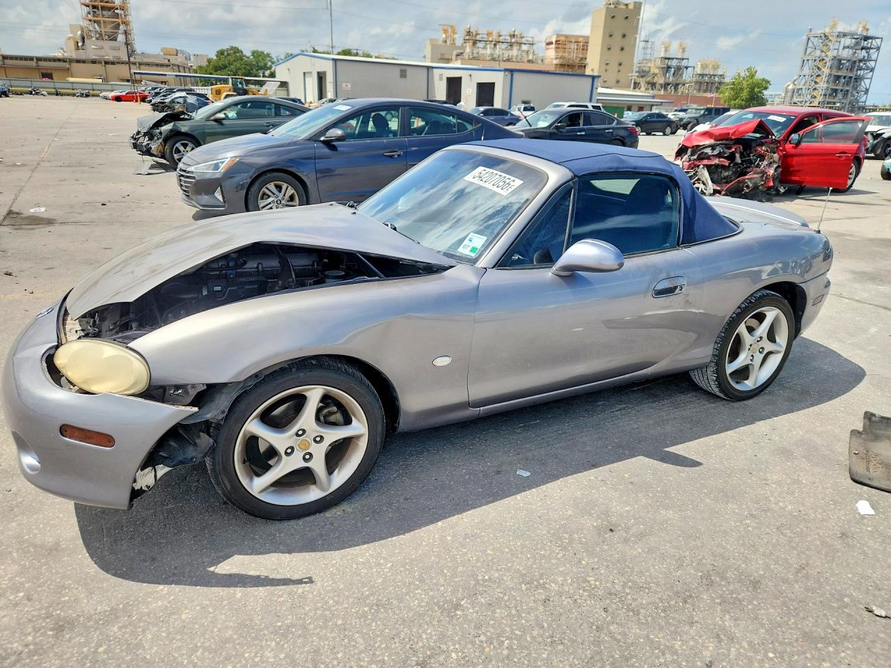 Salvage Mazda Mx5 Image