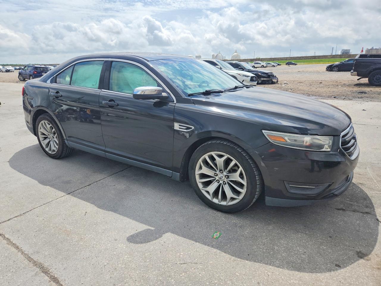 Ford Taurus Limited