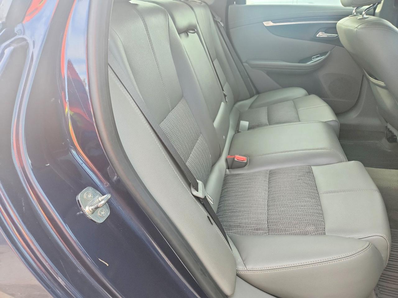Chevrolet Impala Lt