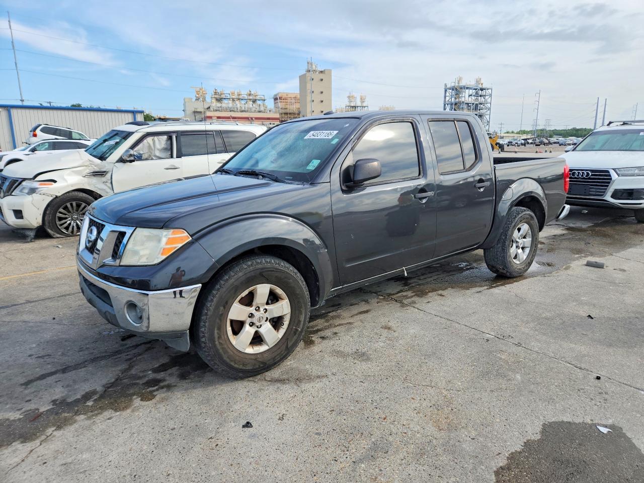 Salvage Nissan Frontier Image