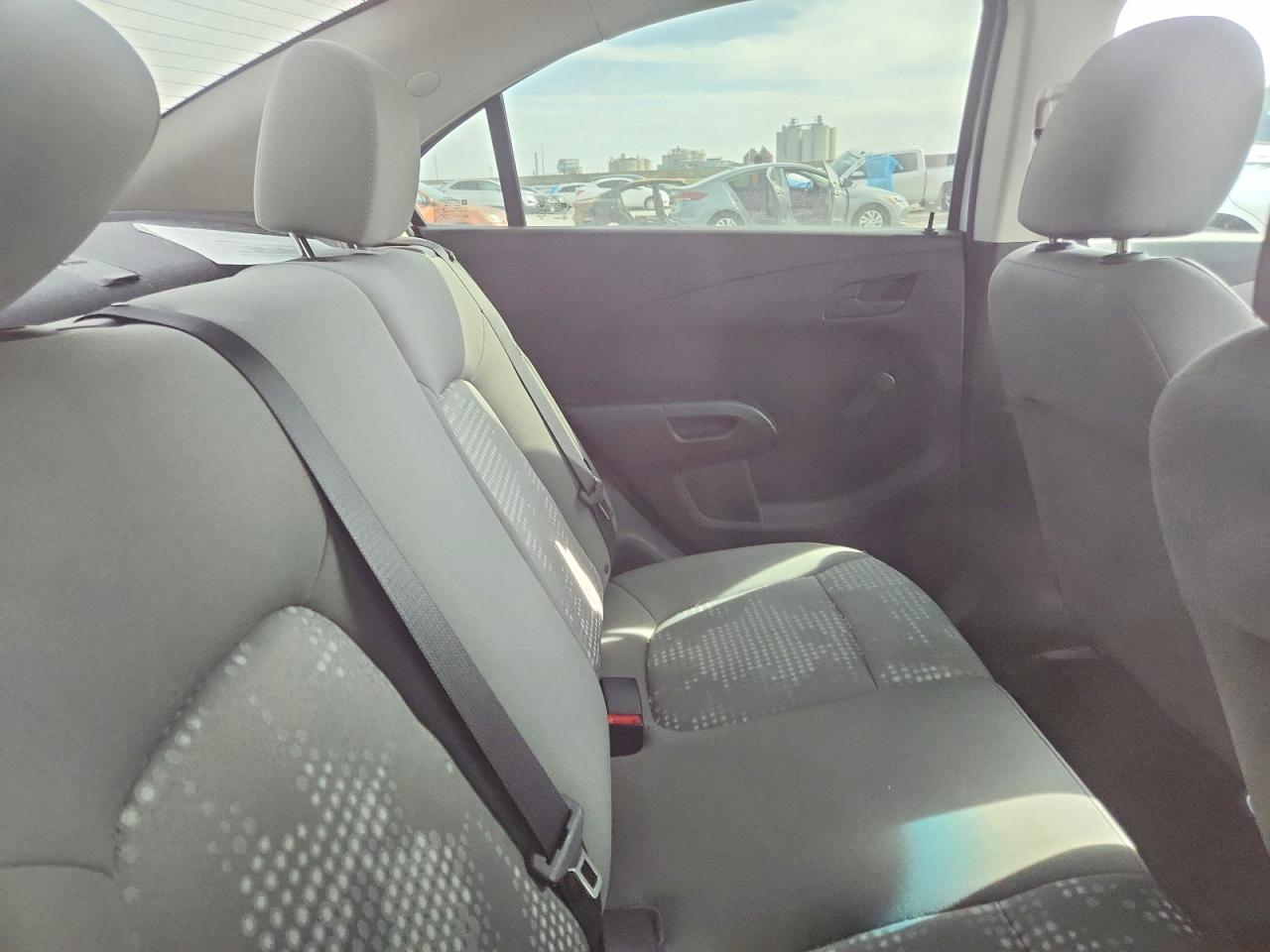 Chevrolet Sonic Ls