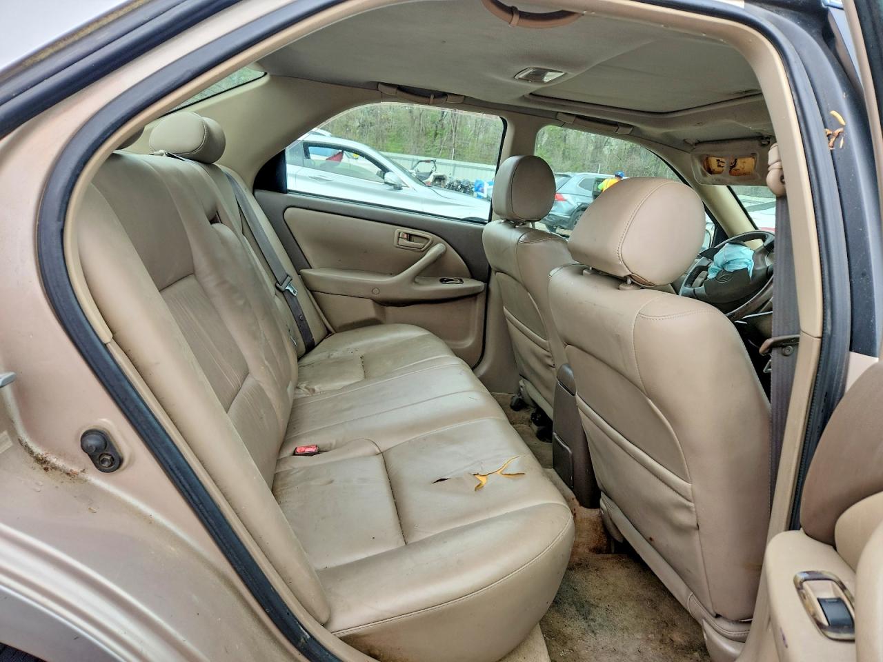 Toyota Camry Xle V6