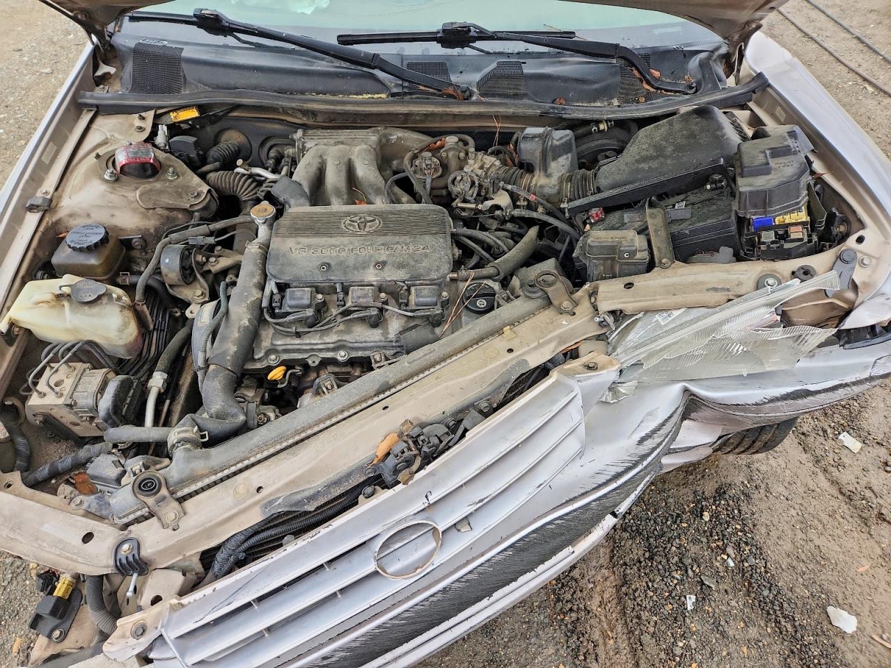Toyota Camry Xle V6
