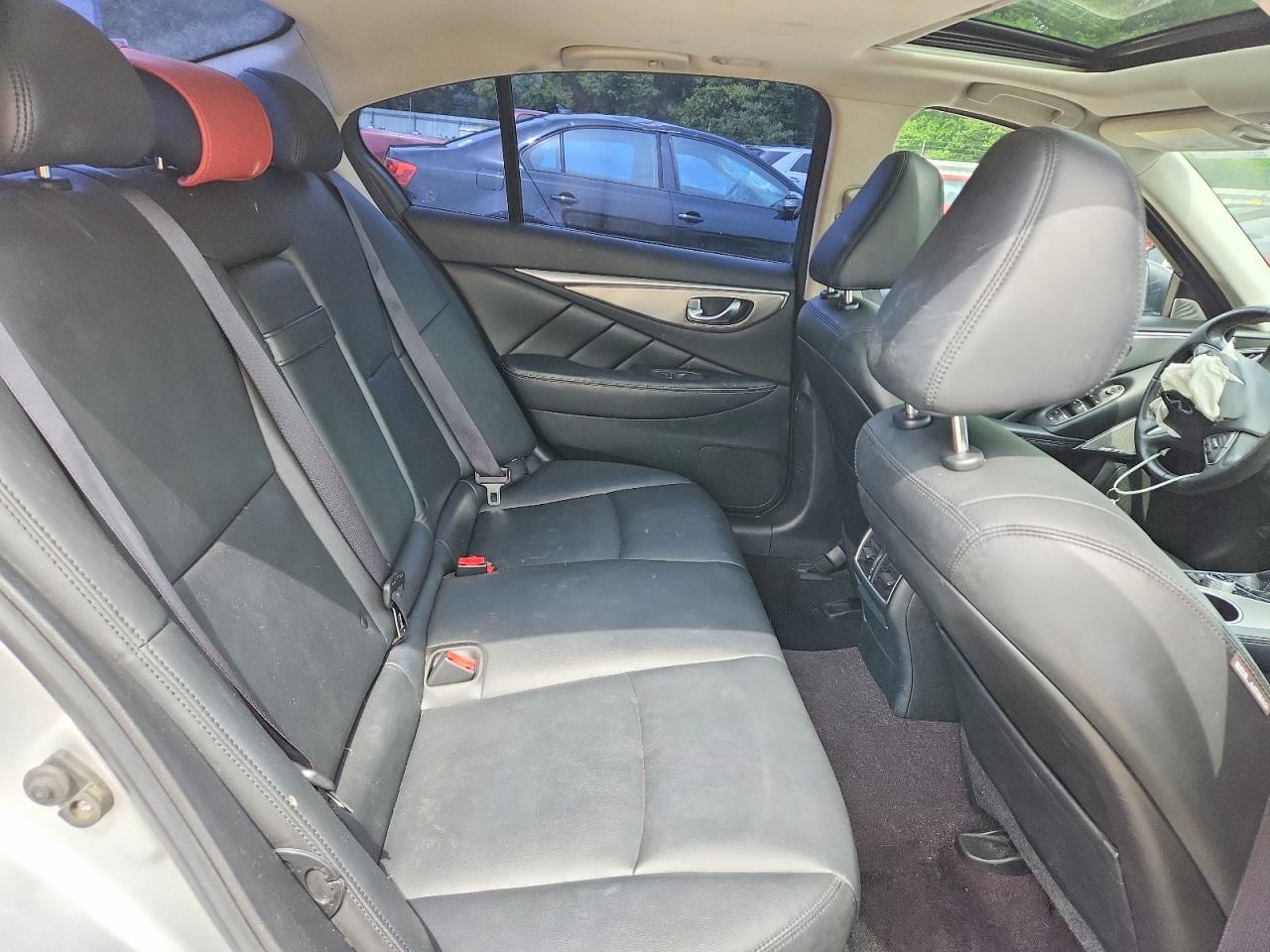 INFINITI Q50 3.0t Premium