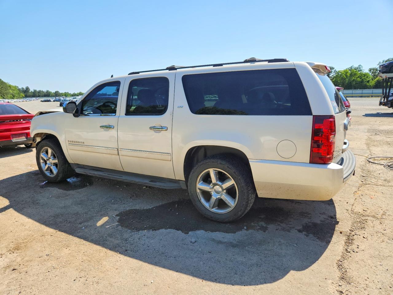 Chevrolet Suburban C1500 Ltz