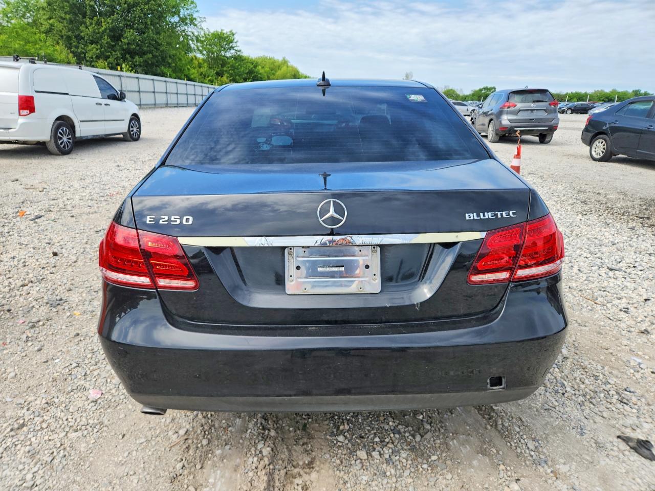 Mercedes-Benz E-Class 250 Bluetec