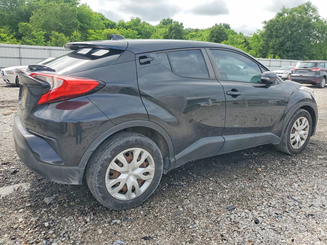 Toyota C-hr Le Le