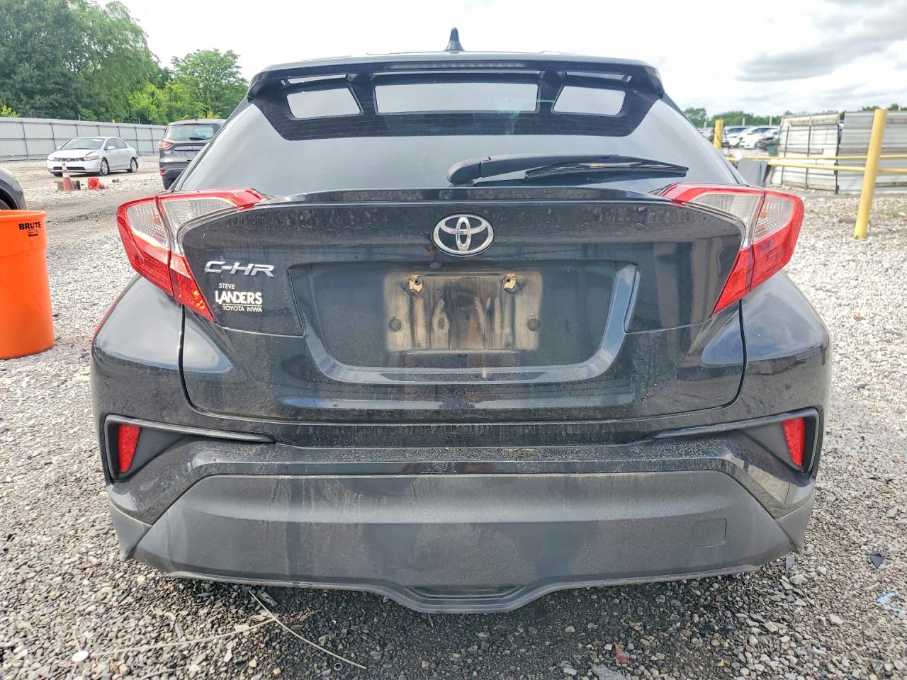Toyota C-hr Le Le