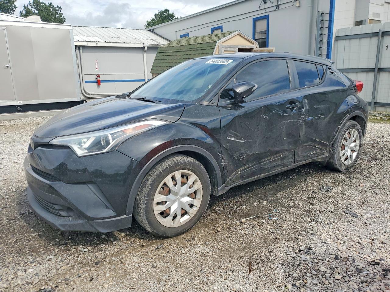 Salvage Toyota C-HR Image