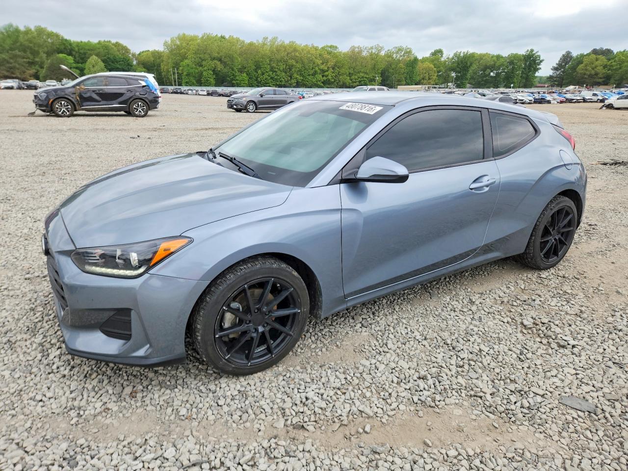Salvage Hyundai VELOSTER Image