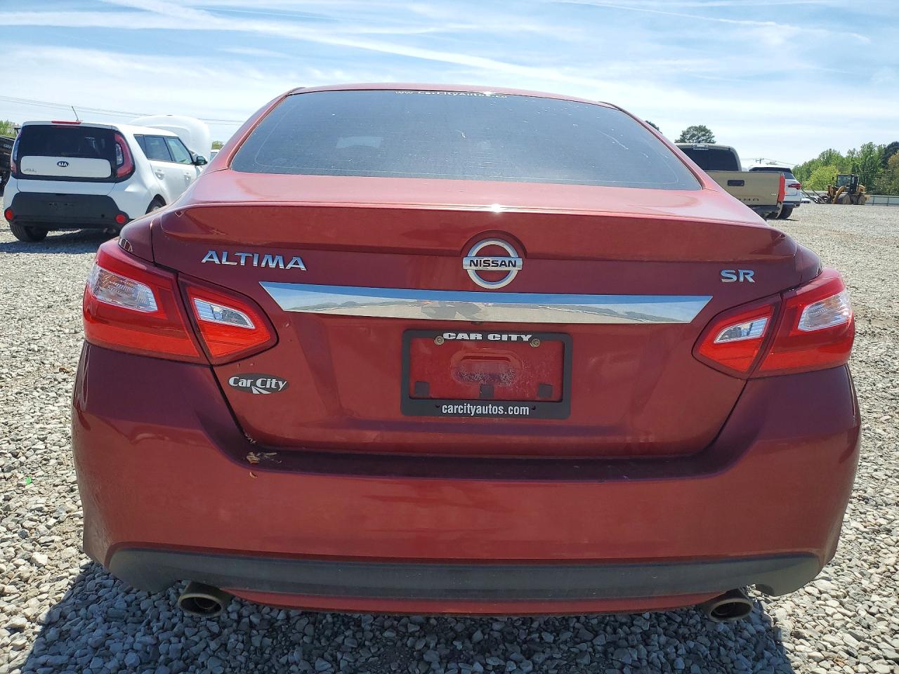 Nissan Altima
