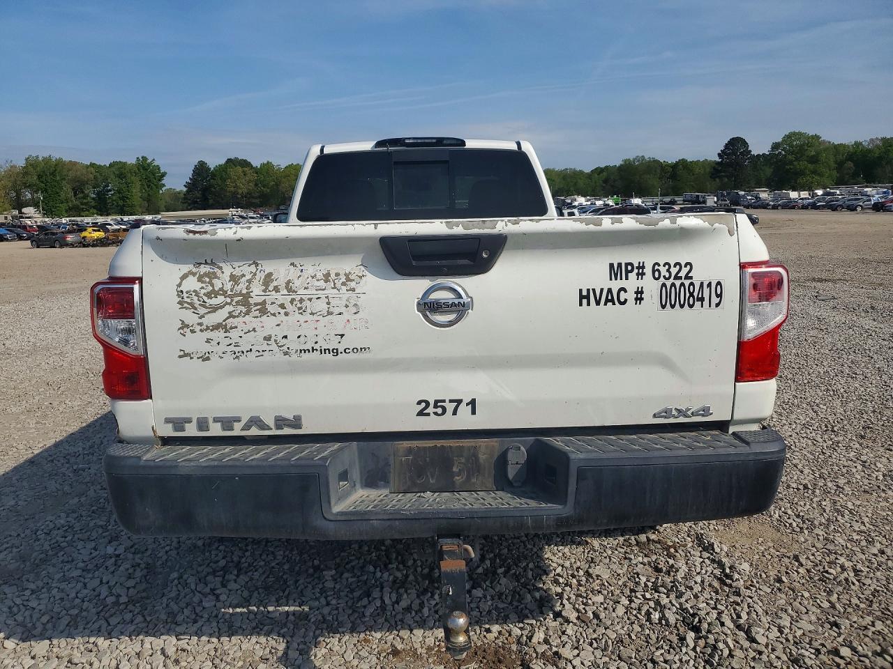 Nissan Titan S