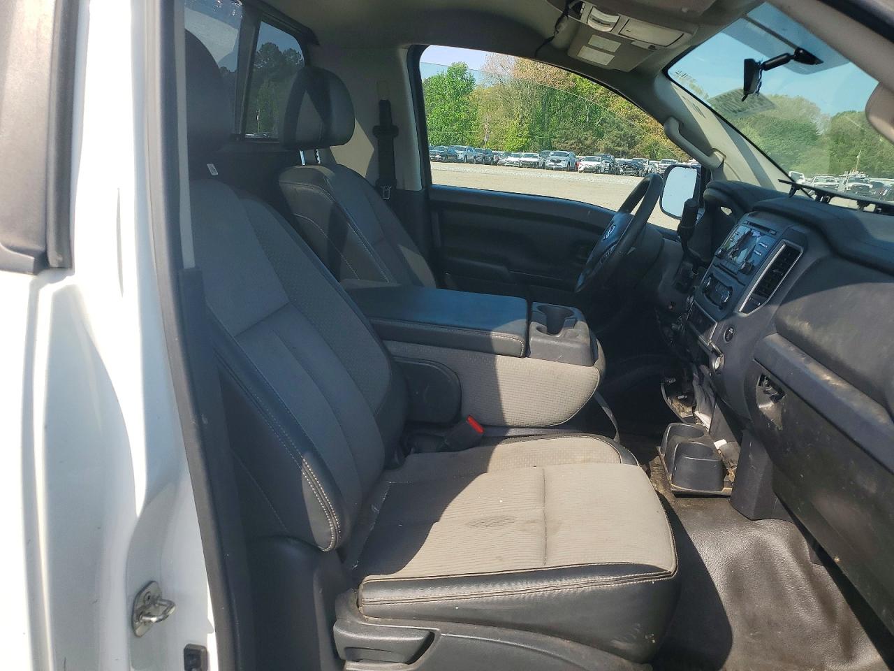 Nissan Titan S