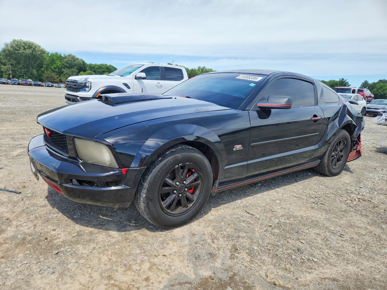 Salvage Ford Mustang Image