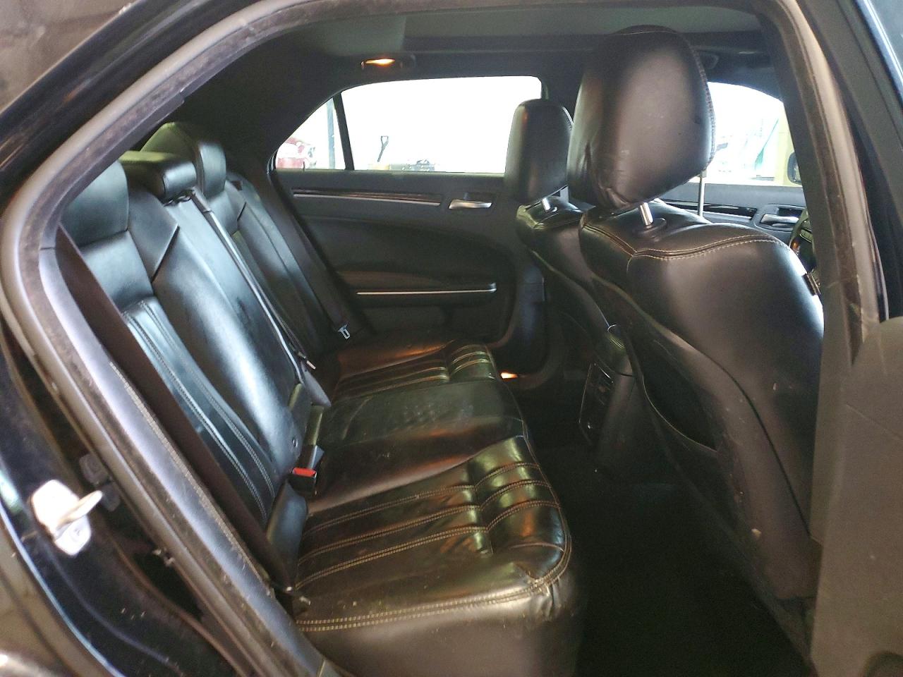 Chrysler 300 S