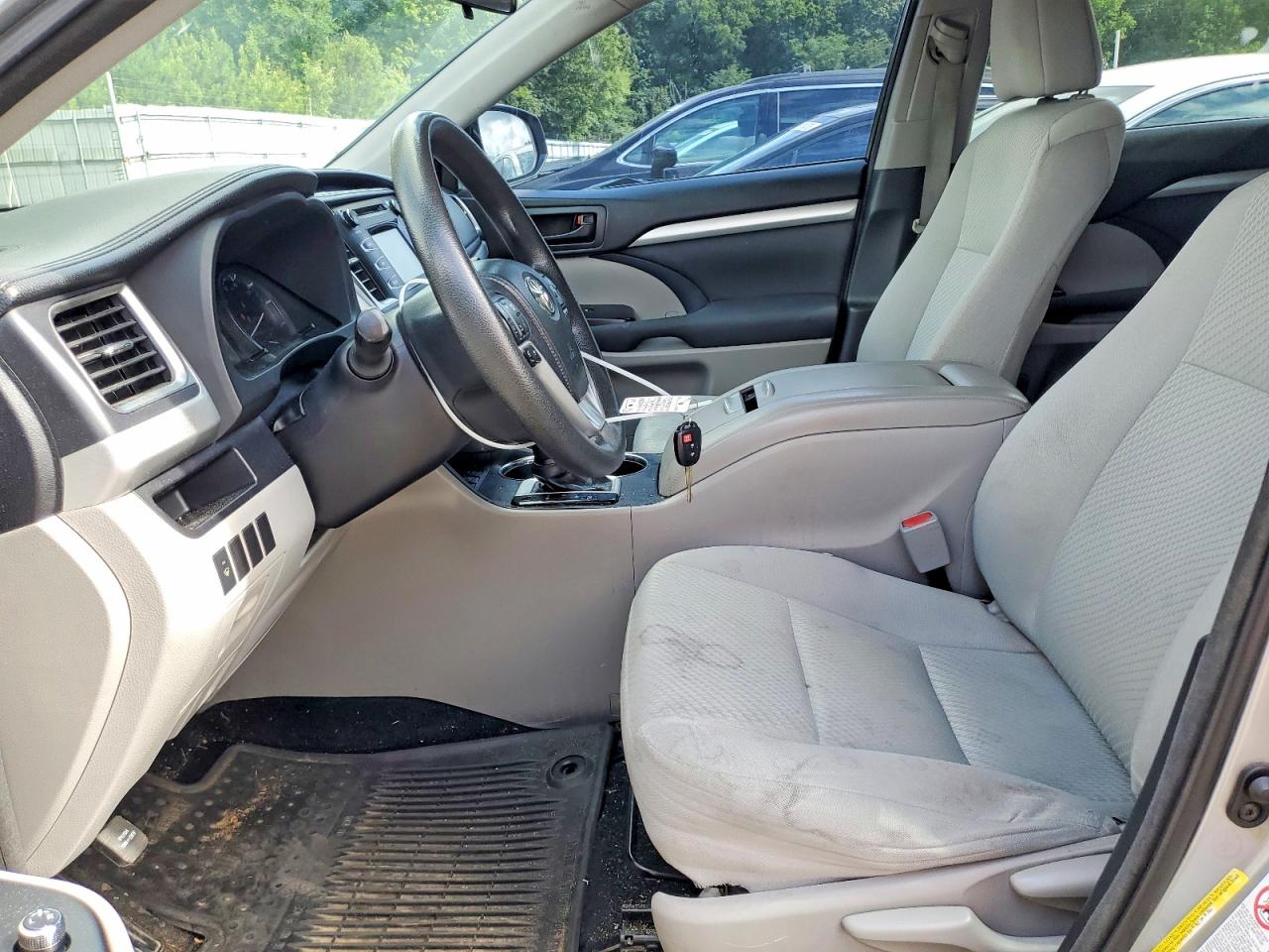 Toyota Highlander Le
