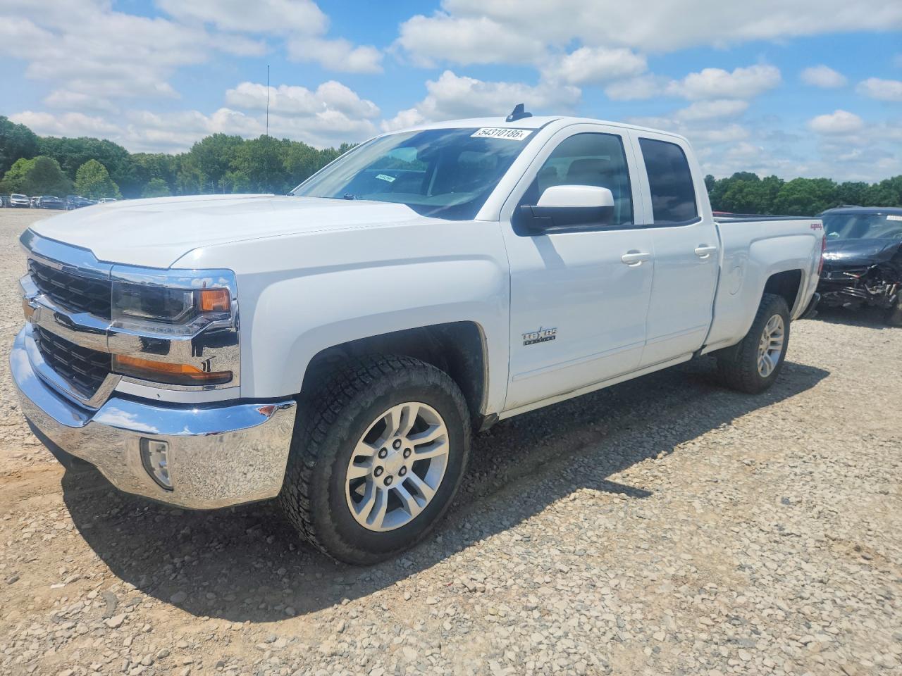 Salvage Chevrolet Silverado Image