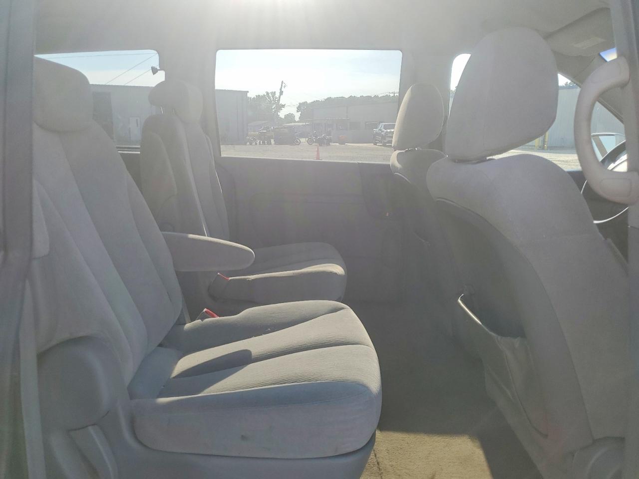 Kia Sedona Lx