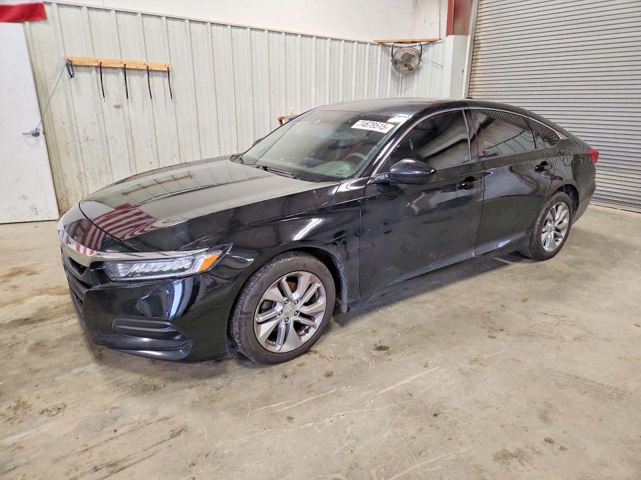 Salvage Honda Accord Image