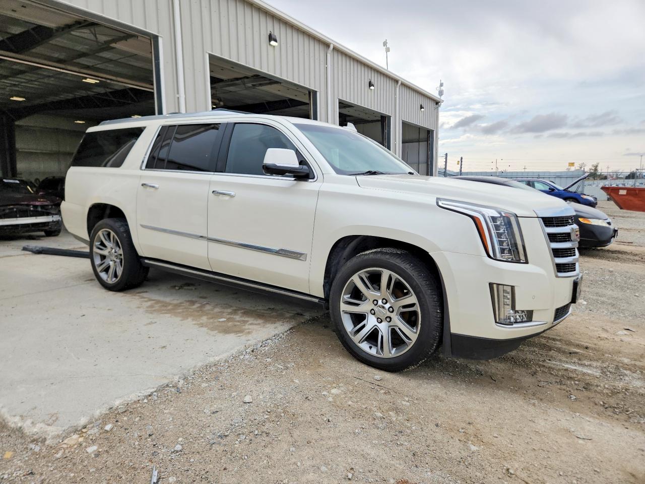 Cadillac Escalade Esv Premium