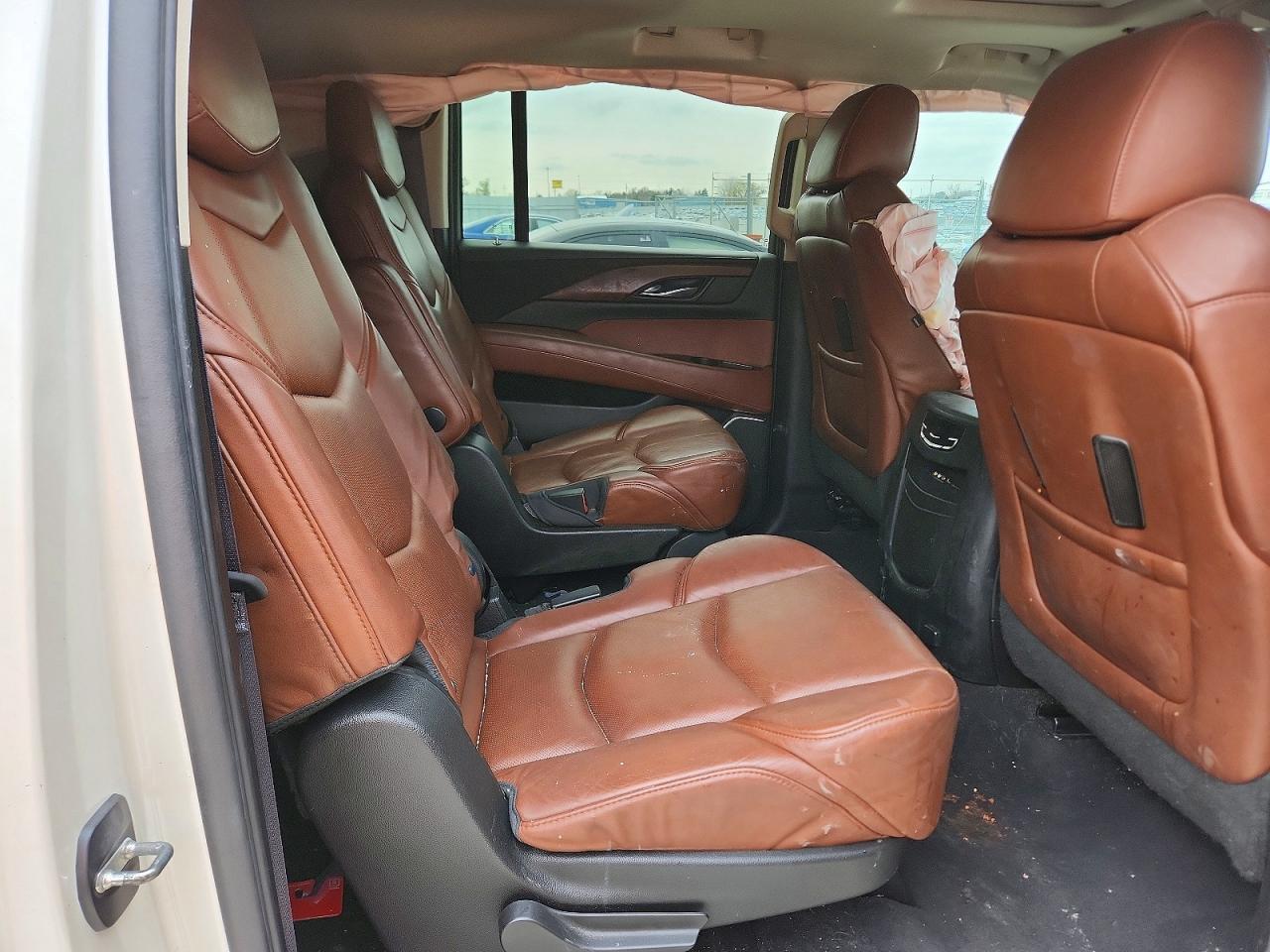 Cadillac Escalade Esv Premium