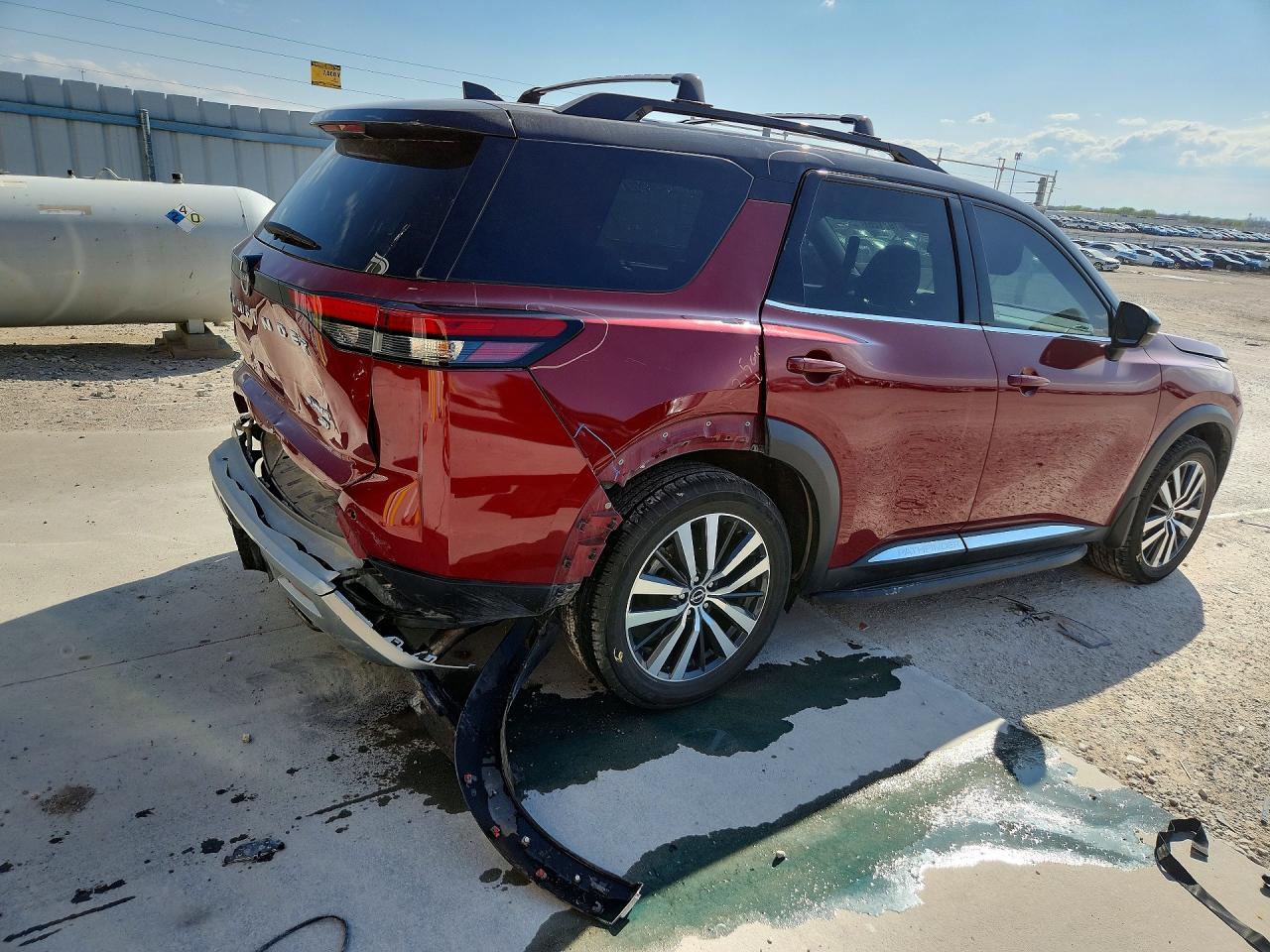 Nissan Pathfinder Platinum