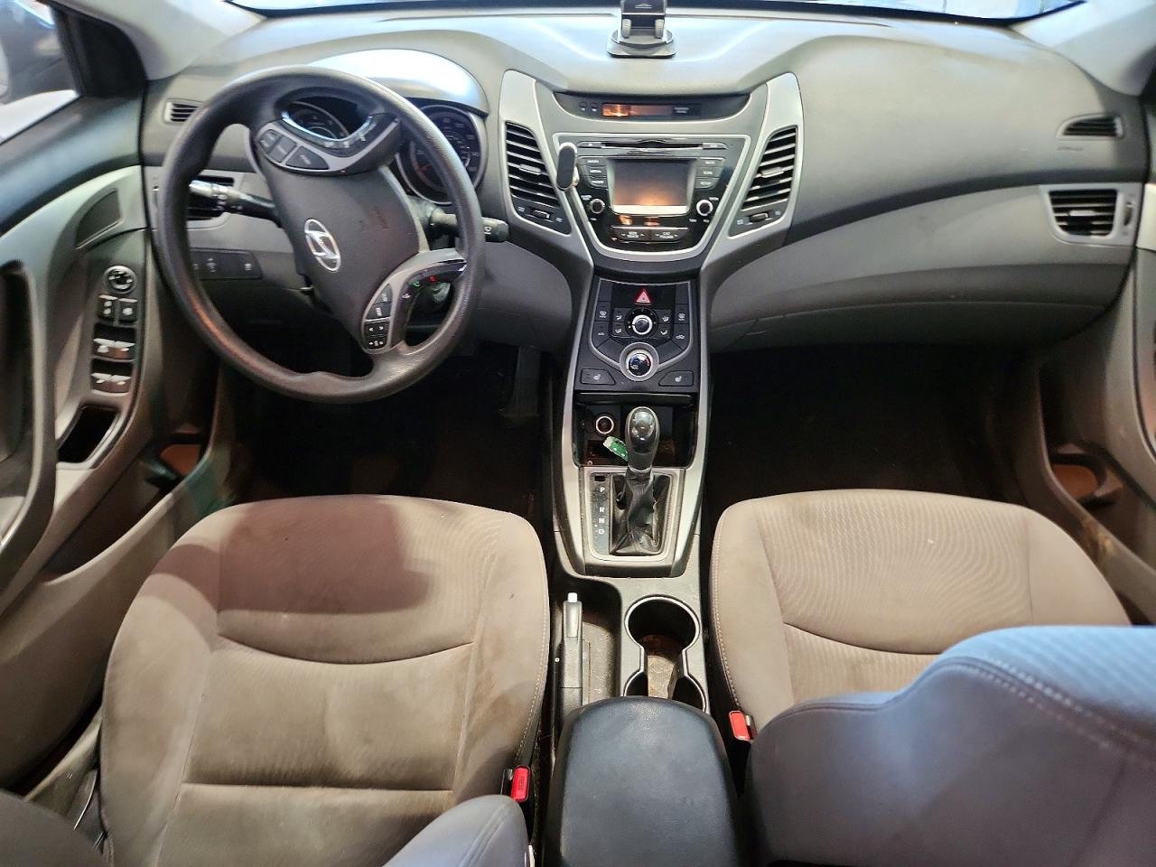 Hyundai ELANTRA Se