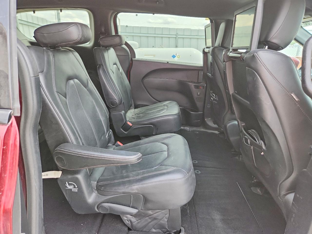 Chrysler Pacifica Touring L Plus