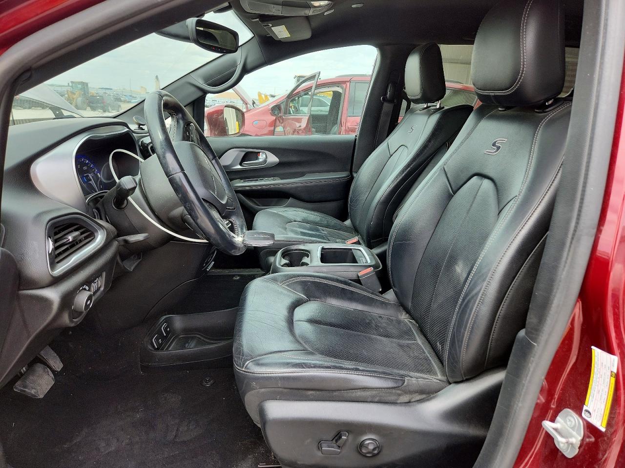 Chrysler Pacifica Touring L Plus