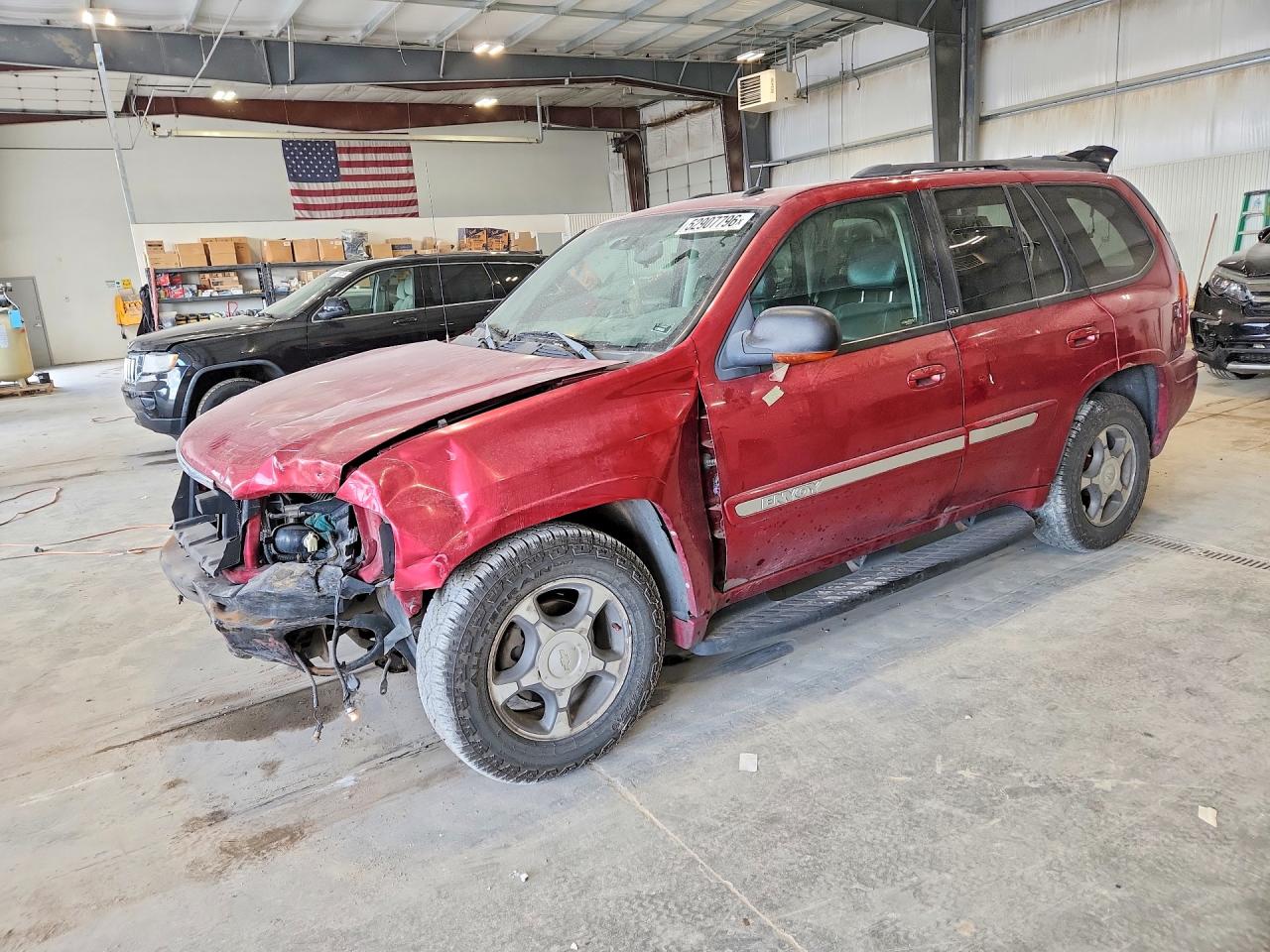 Salvage GMC Envoy Image