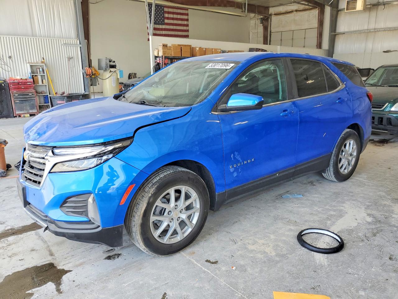 Salvage Chevrolet Equinox Image
