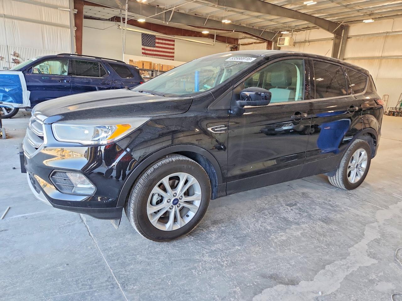 Salvage Ford Escape Image