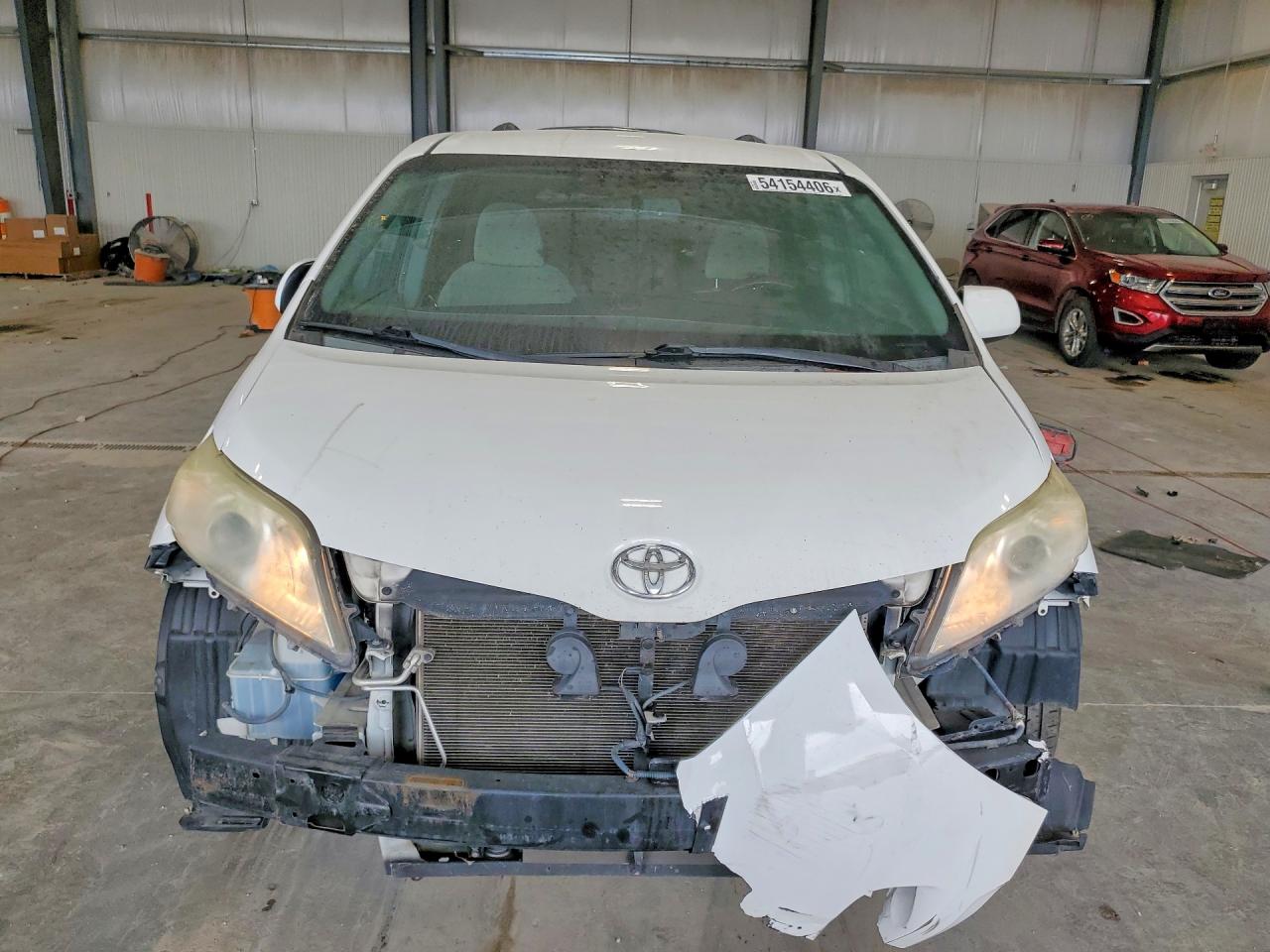 Toyota Sienna Le