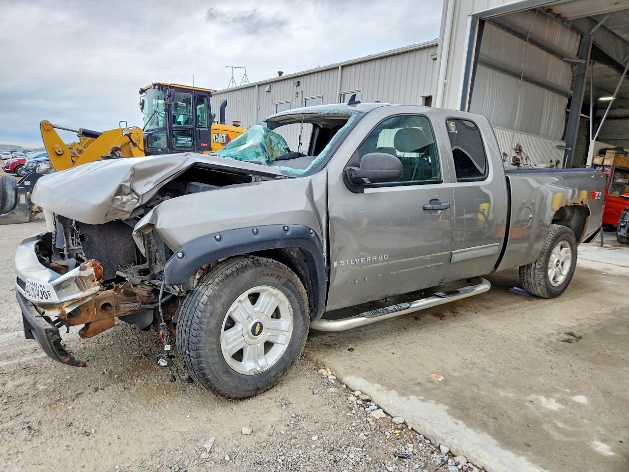 Salvage Chevrolet Silverado Image