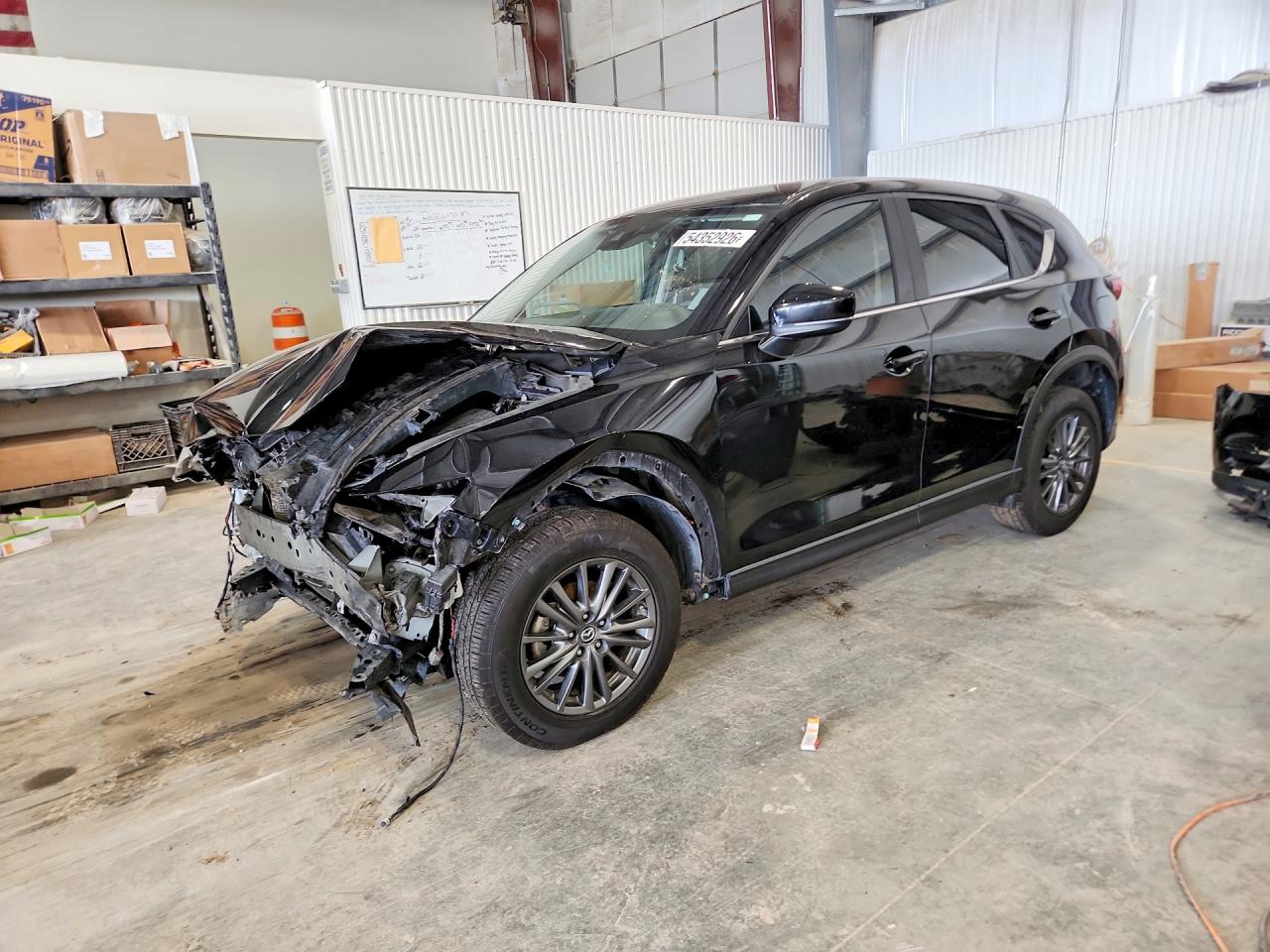 Salvage Mazda Cx Image