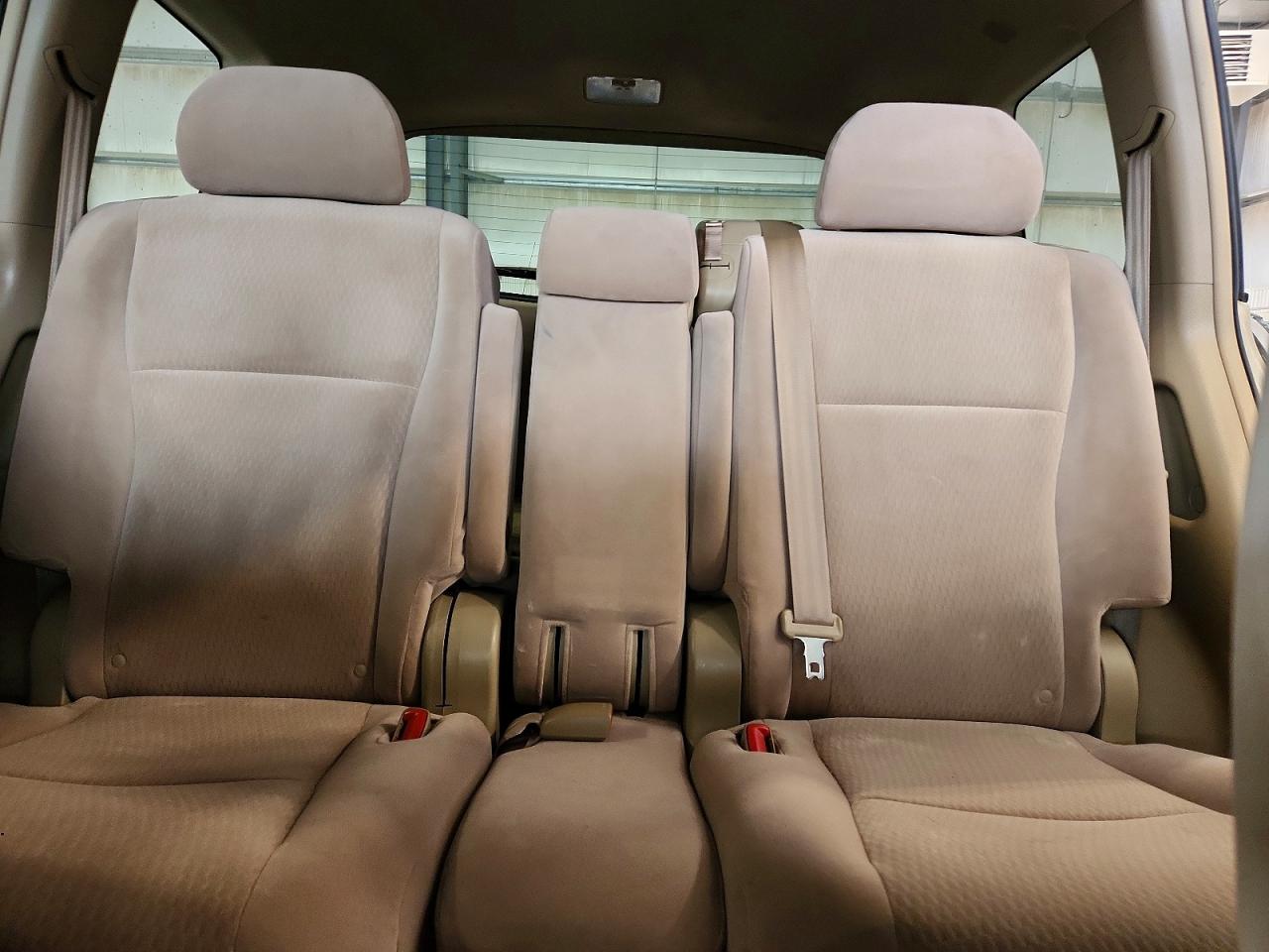 Toyota Highlander Base